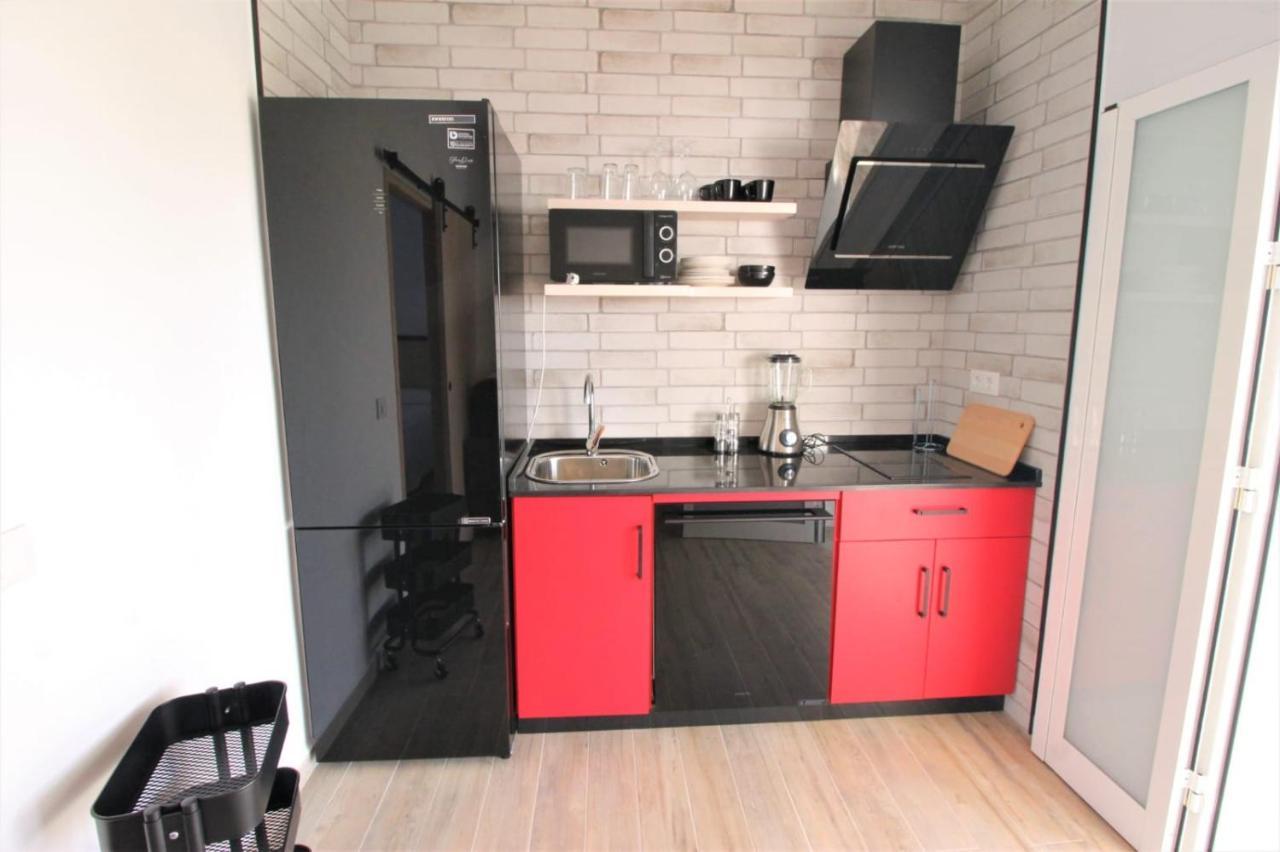 Ishel Trafalgar Zahora Extérieur photo